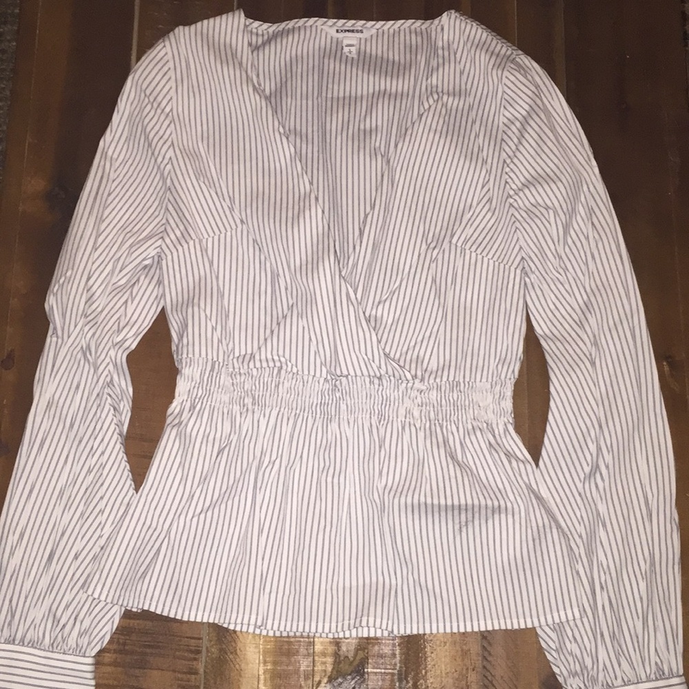 Express long sleeve low cut top